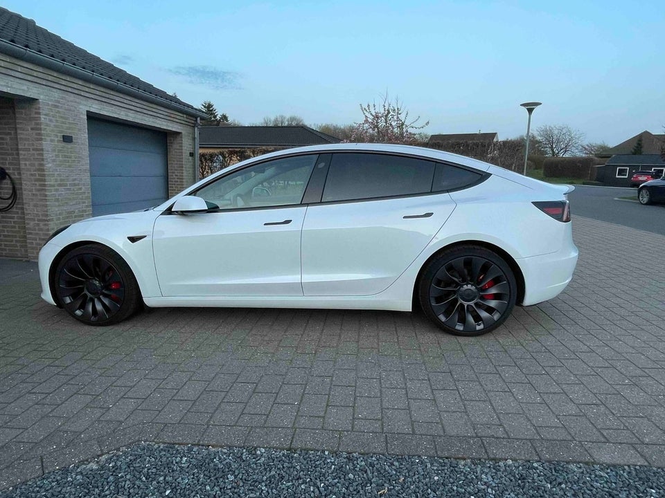 Tesla Model 3 Performance AWD 4d