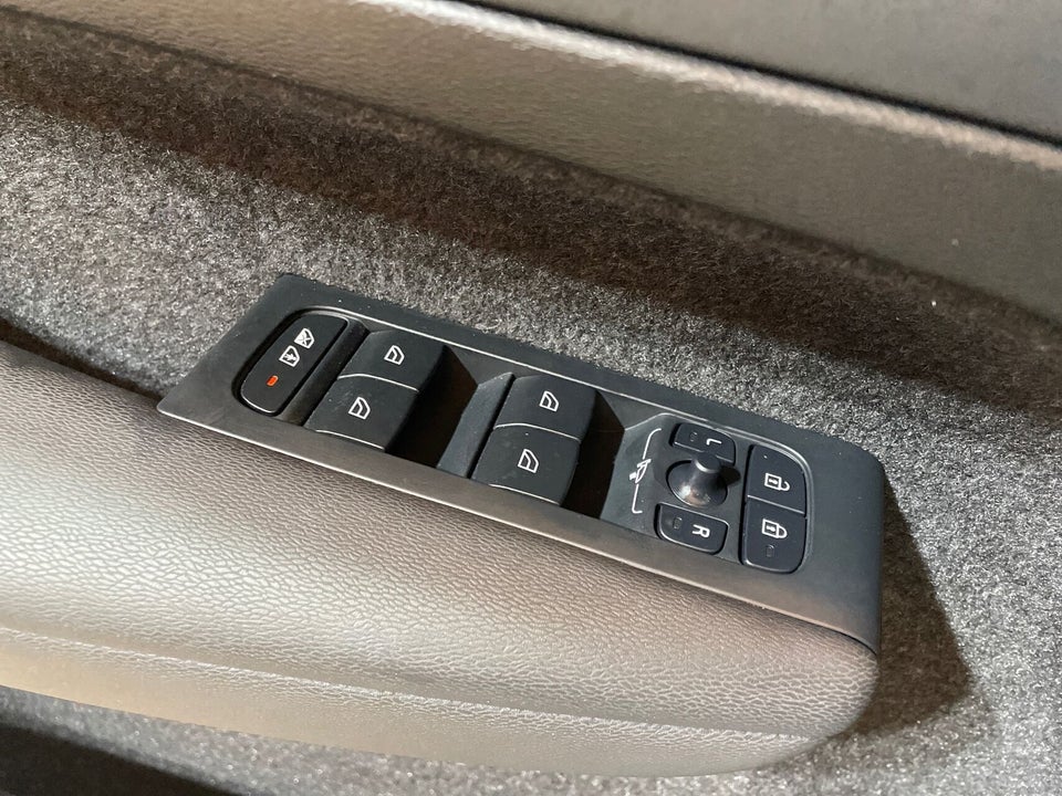 Volvo EX40 Extended Range Core 5d