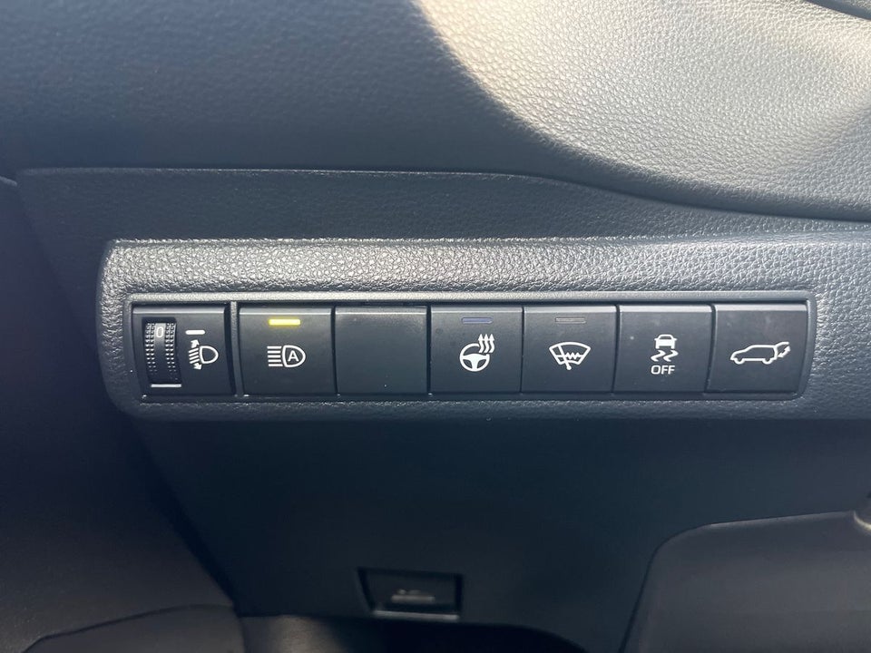Toyota Corolla 1,8 Hybrid H3 Smart MDS 5d