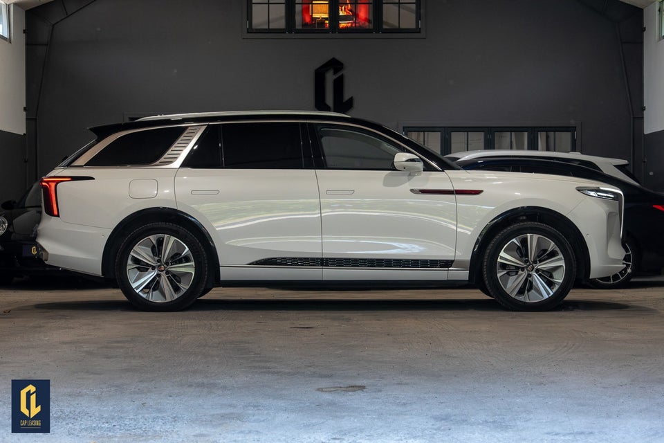 Hongqi E-HS9 99 Exclusive 5d