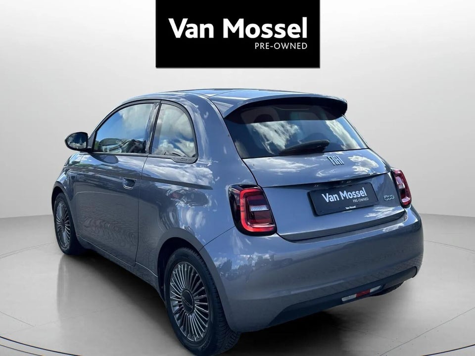 Fiat 500e 42 Icon 3d