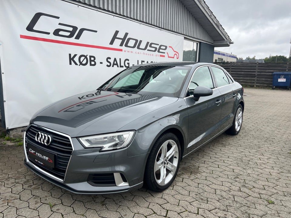 Audi A3 1,6 TDi 116 Sport S-tr. 4d