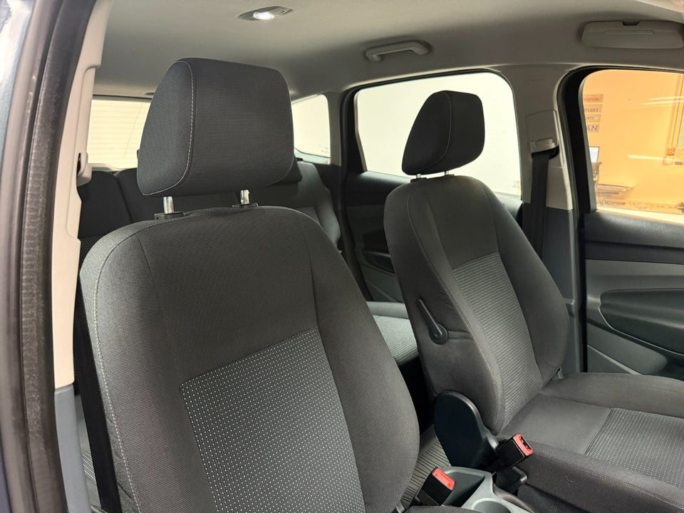 Ford C-MAX 1,6 TDCi 115 Titanium 5d