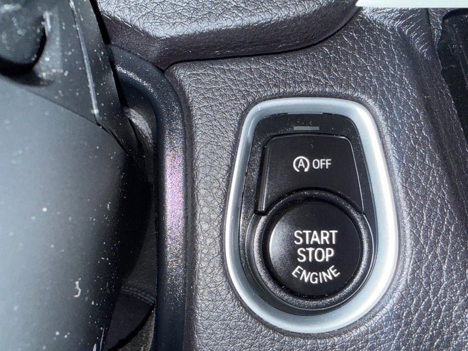 BMW 320d 2,0 Touring aut. 5d