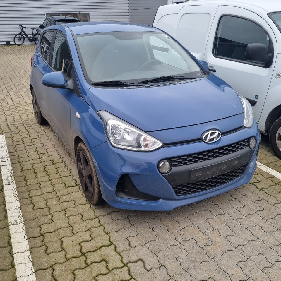 Hyundai i10 1,0 Touch 5d