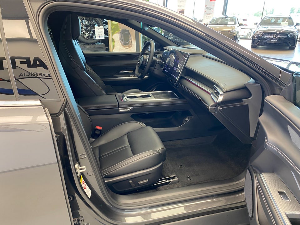 Mazda 6e Takumi 5d