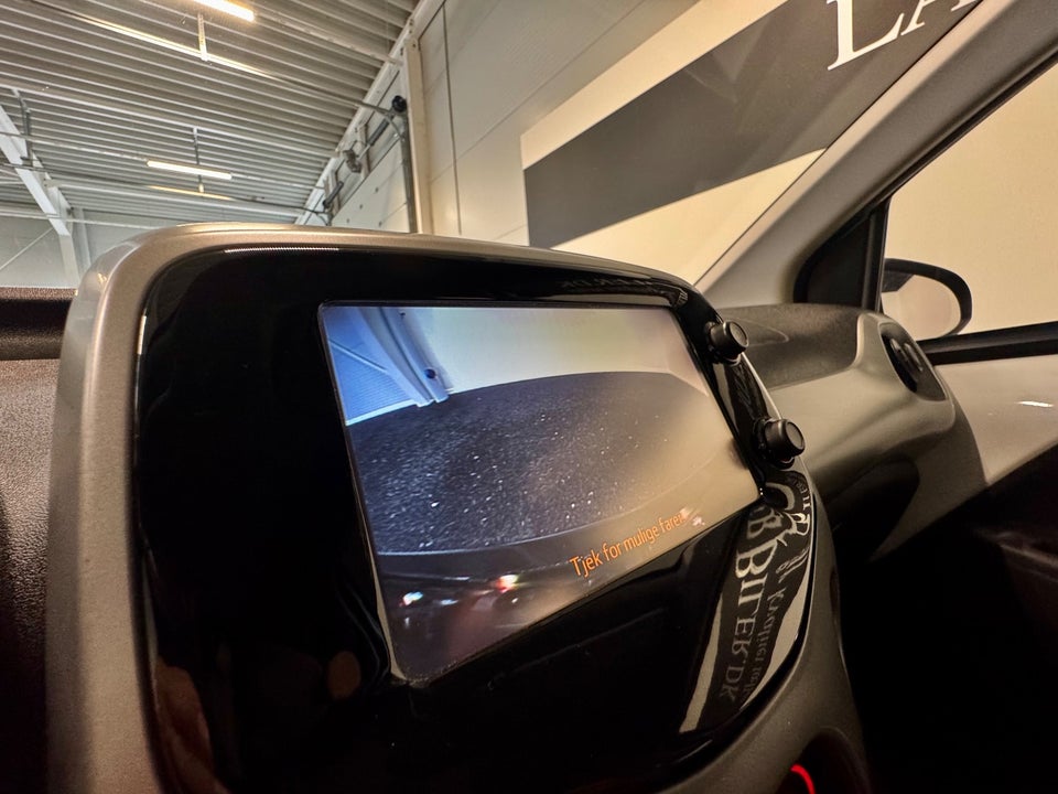 Toyota Aygo 1,0 VVT-i x-press 5d