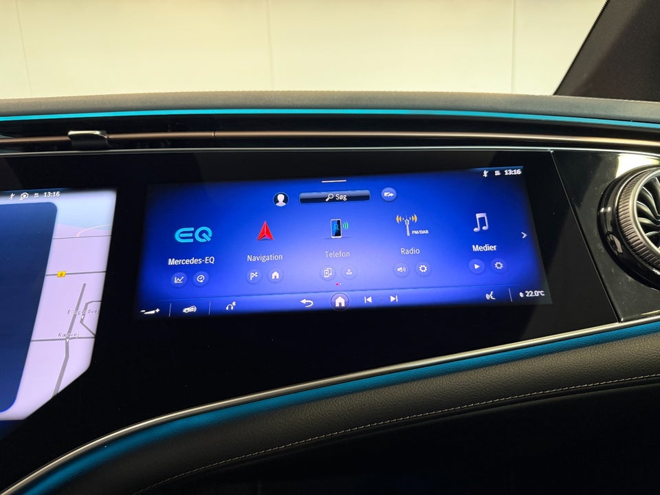 Mercedes EQE300 Electric Art 4d