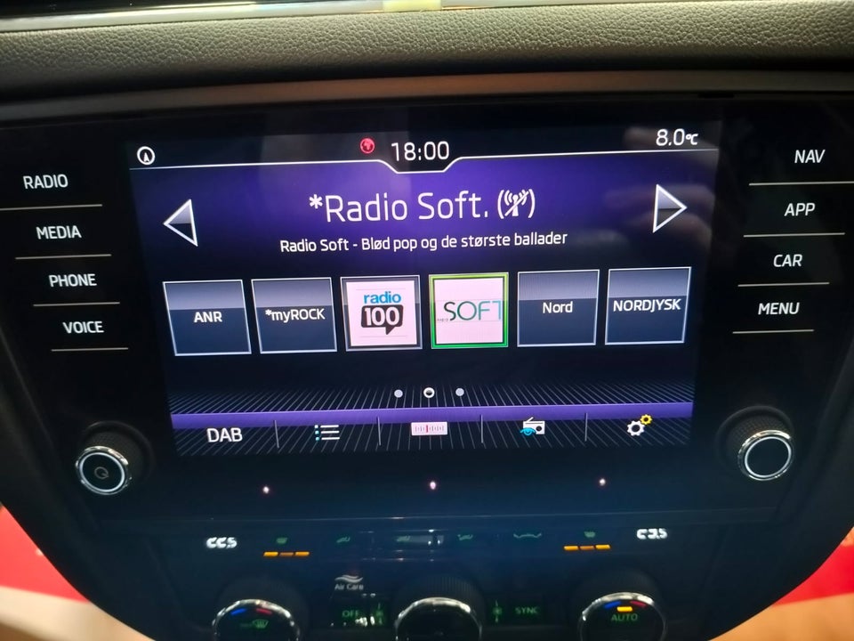 Skoda Octavia 2,0 TDi 150 Business Line Combi DSG 5d