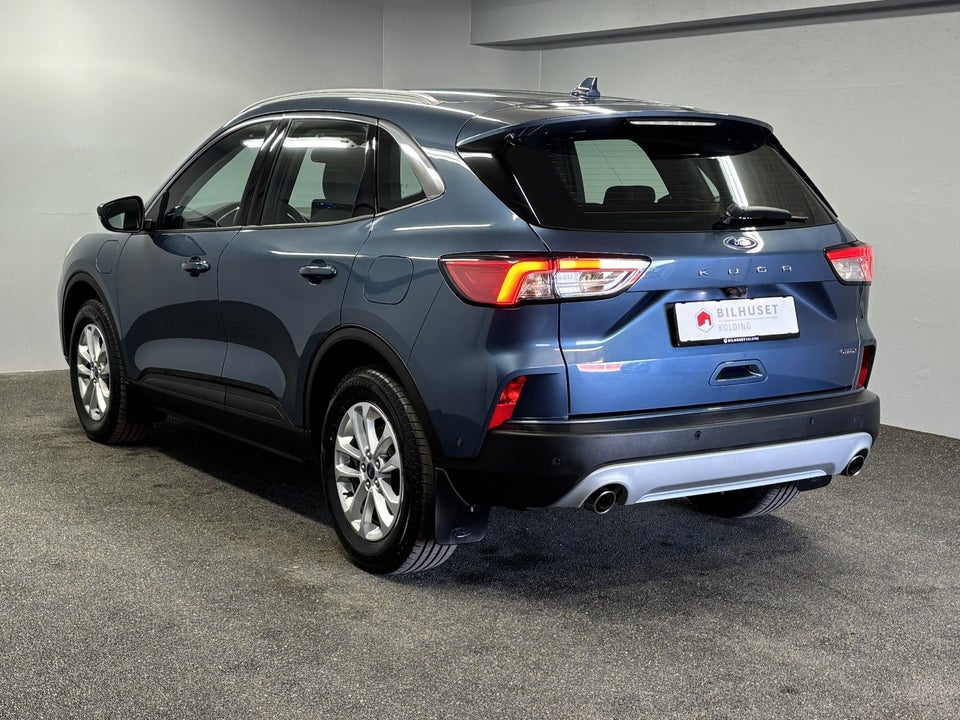 Ford Kuga 2,5 PHEV Titanium CVT 5d