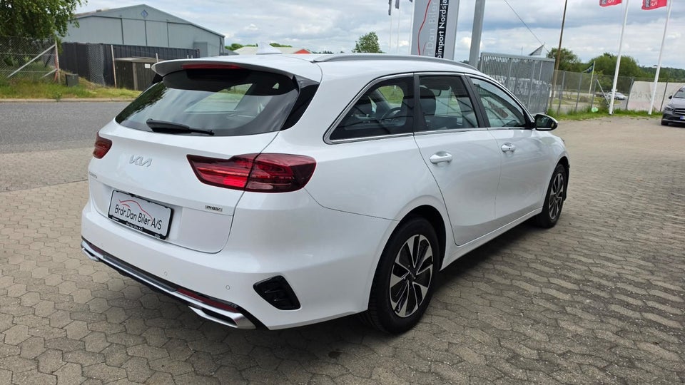 Kia Ceed 1,6 PHEV Prestige SW DCT 5d