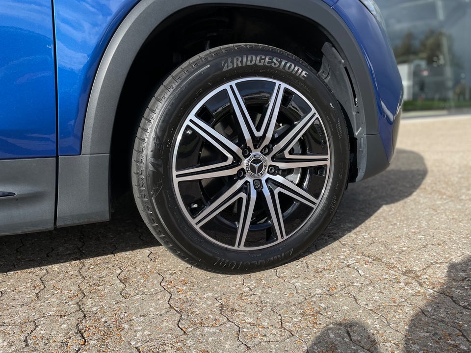 Mercedes EQB250+ AMG Line 5d