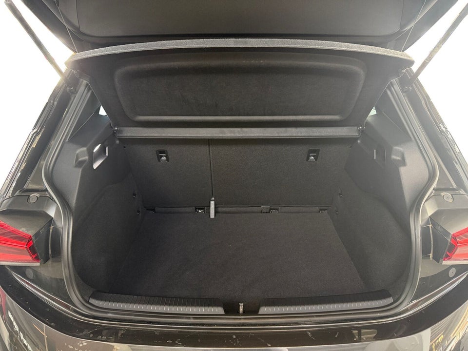 Cupra Born 58  5d