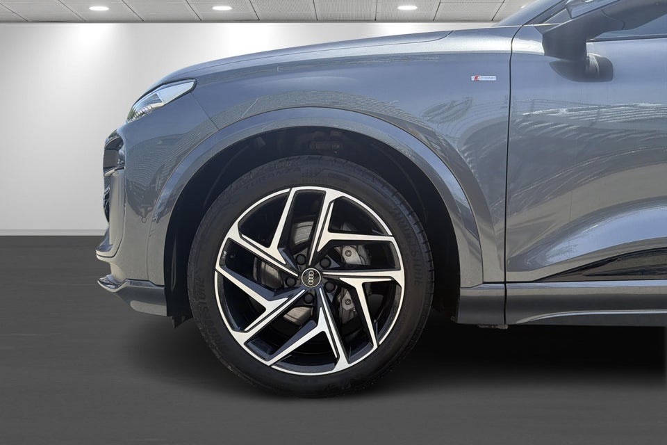Audi Q6 e-tron Ultra 5d