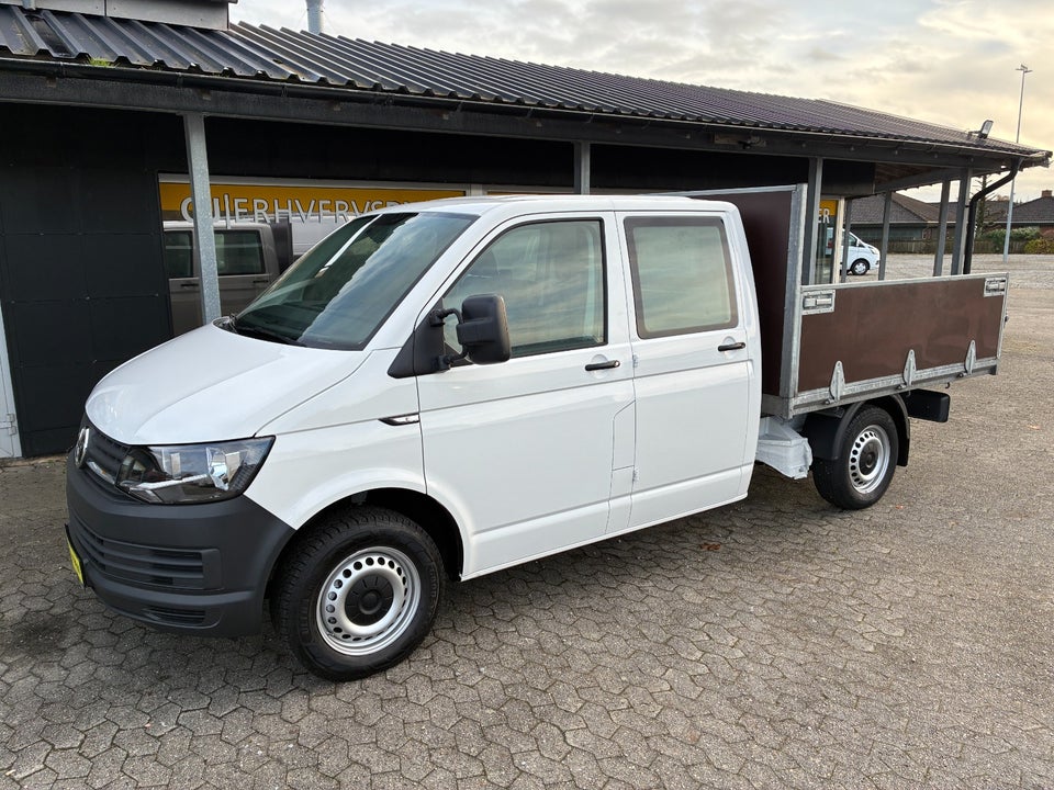 VW Transporter 2,0 TDi 102 Db.Kab m/lad 4d