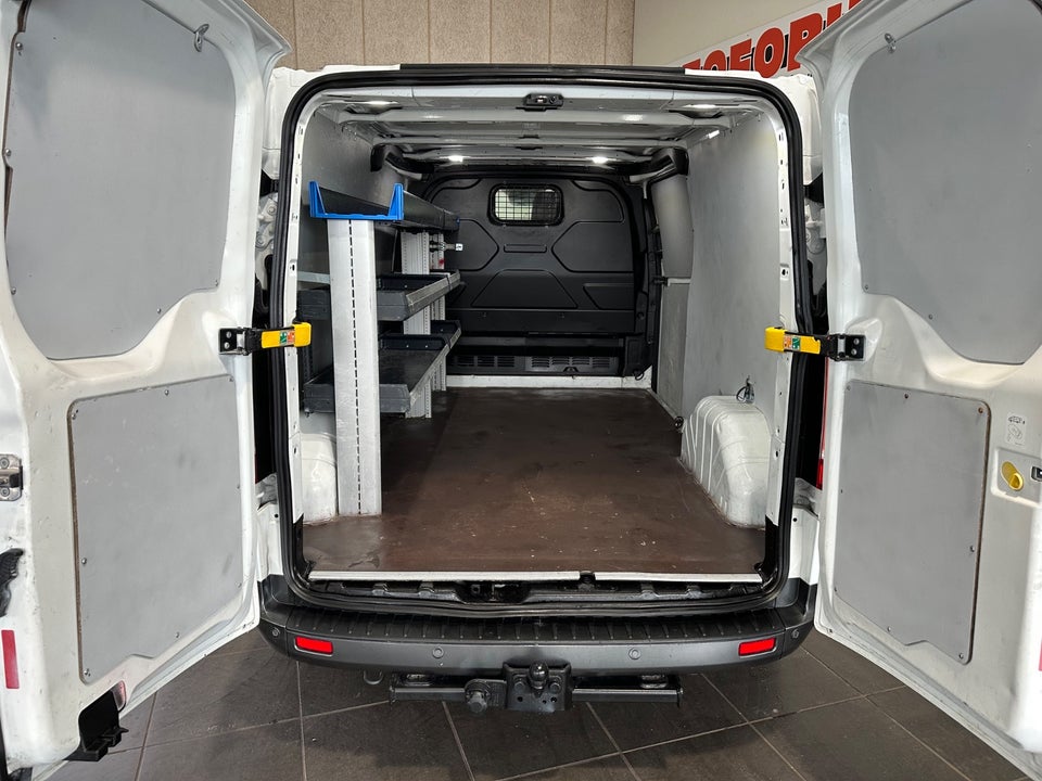 Ford Transit Custom 300 L2 2,0 TDCi 170 Active aut.