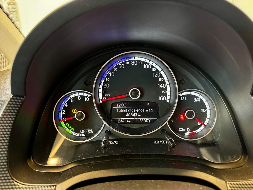 VW e-Up! Move Up! 5d