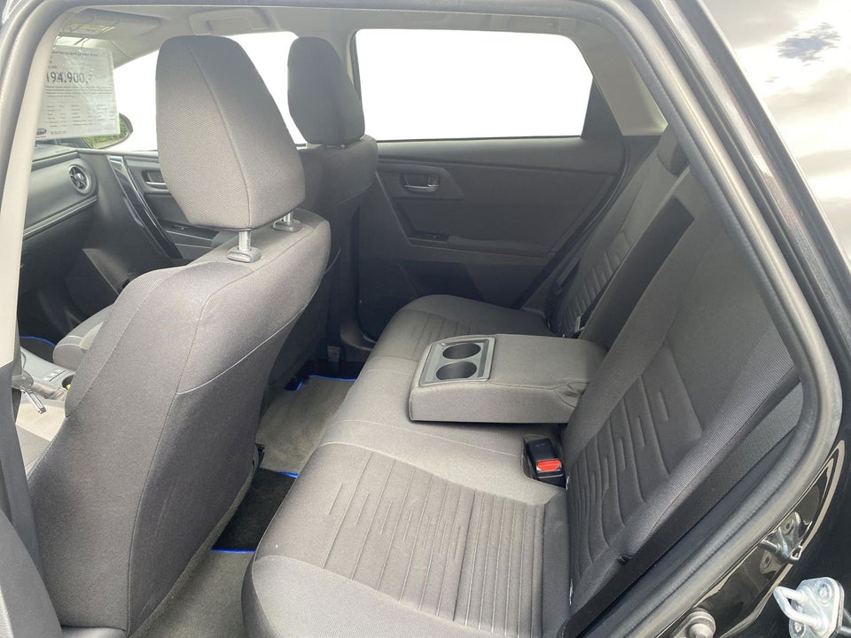 Toyota Auris 1,8 Hybrid H2 Comfort Touring Sports CVT 5d