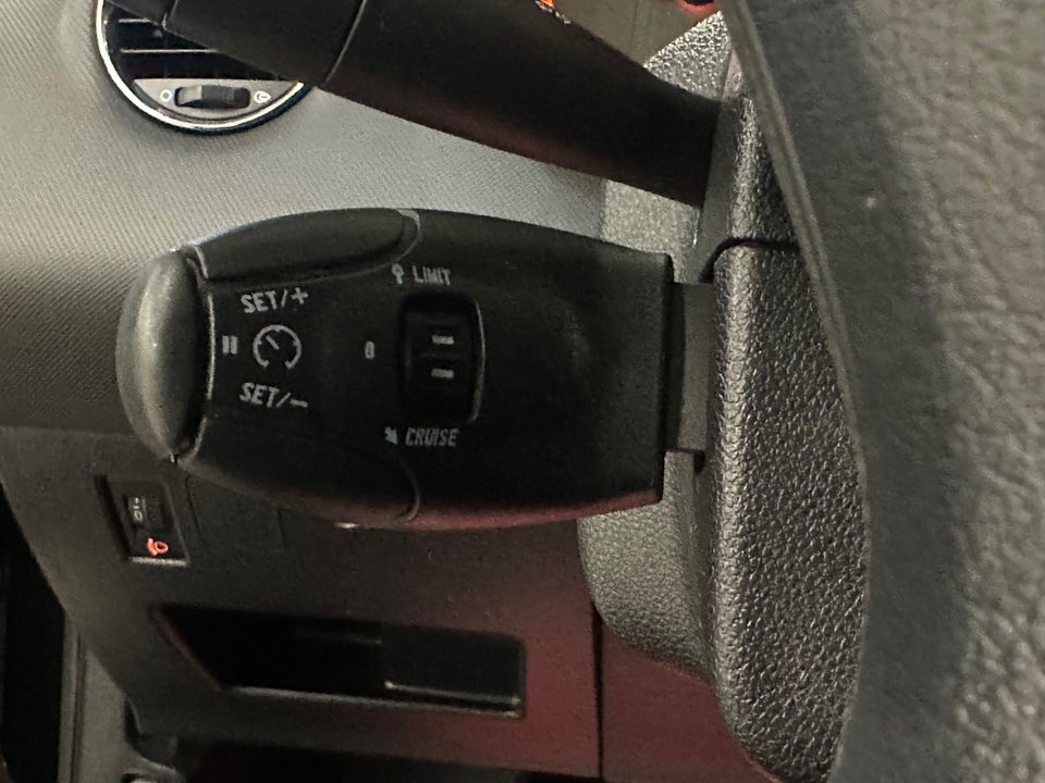 Peugeot 308 1,6 VTi Comfort+ 5d