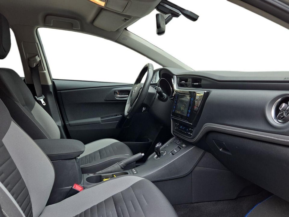 Toyota Auris 1,8 Hybrid H2 Comfort CVT 5d