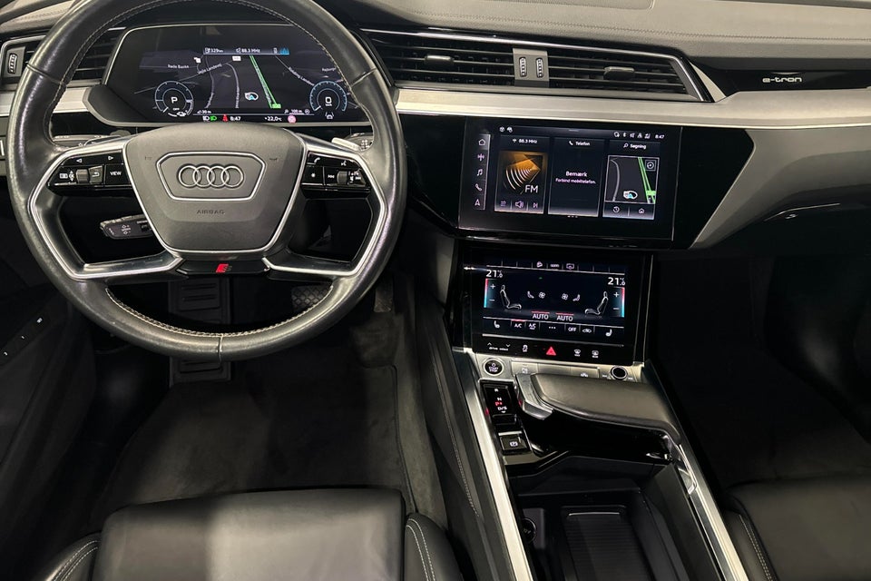 Audi e-tron 55 S-line Prestige quattro 5d