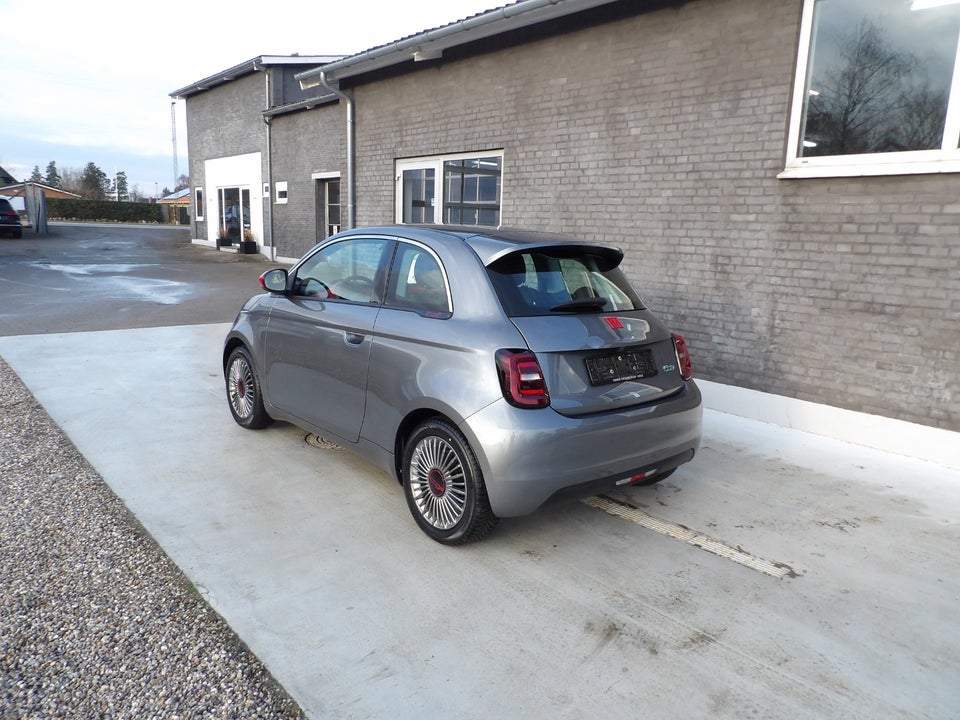 Fiat 500e 42 Icon 3d