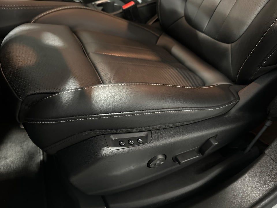 Opel Grandland X 1,6 Hybrid Ultimate aut. 5d