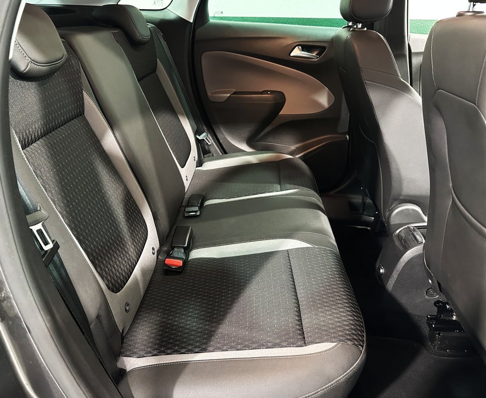Opel Crossland X 1,5 D 102 Elegance 5d