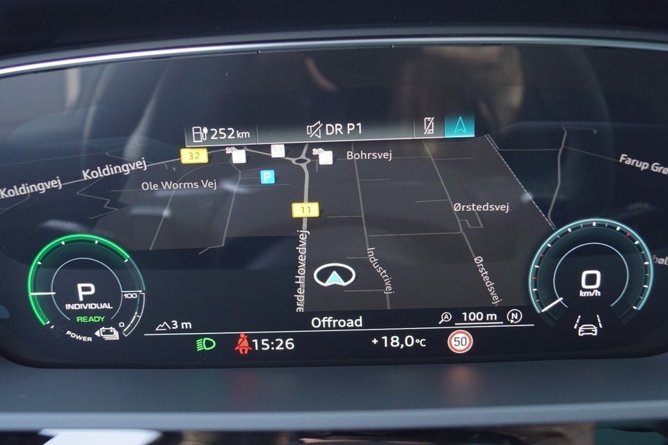 Audi Q8 e-tron 55 Advanced quattro 5d