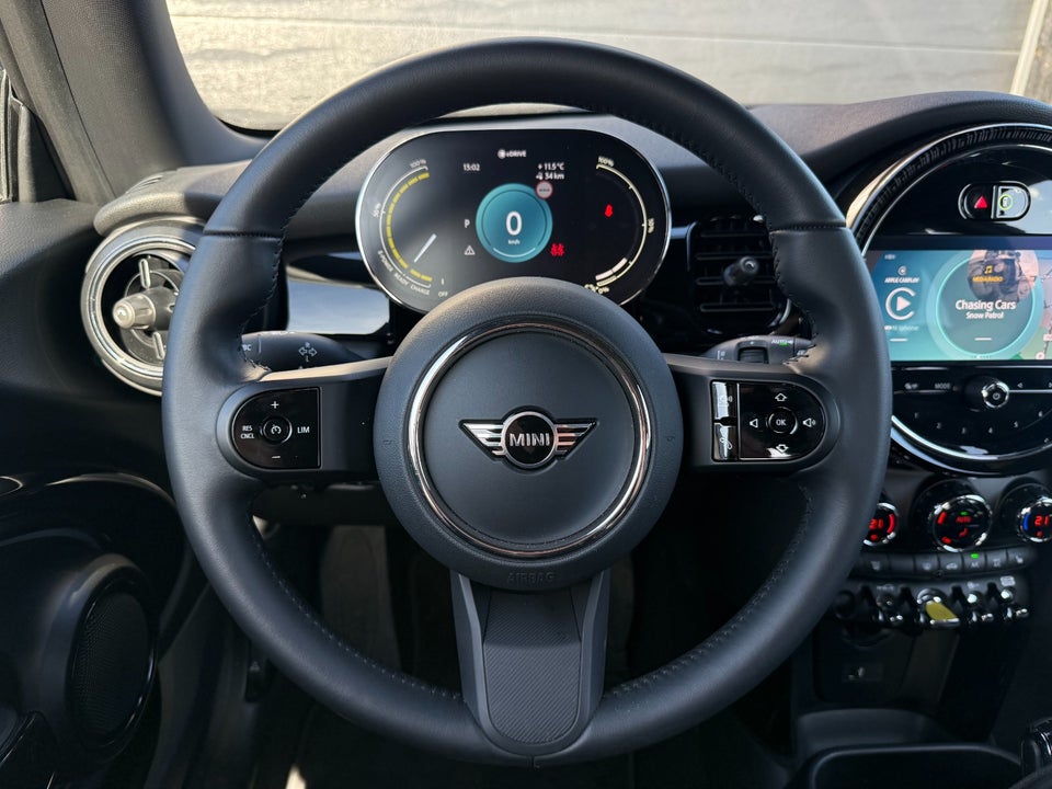 MINI Cooper SE Classic Trim 3d