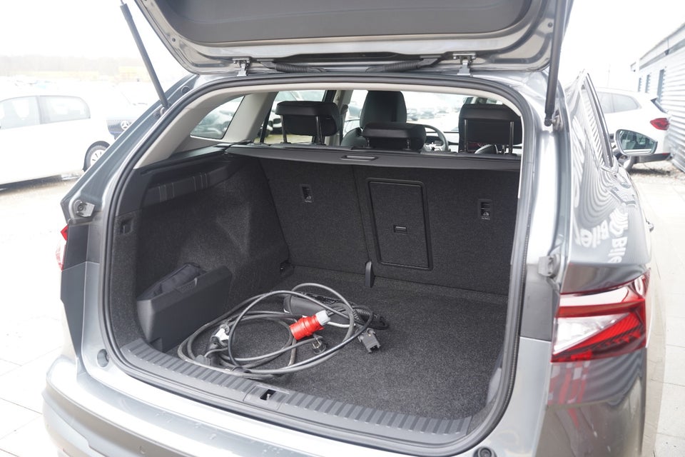 Skoda Enyaq 80 iV Loft 5d