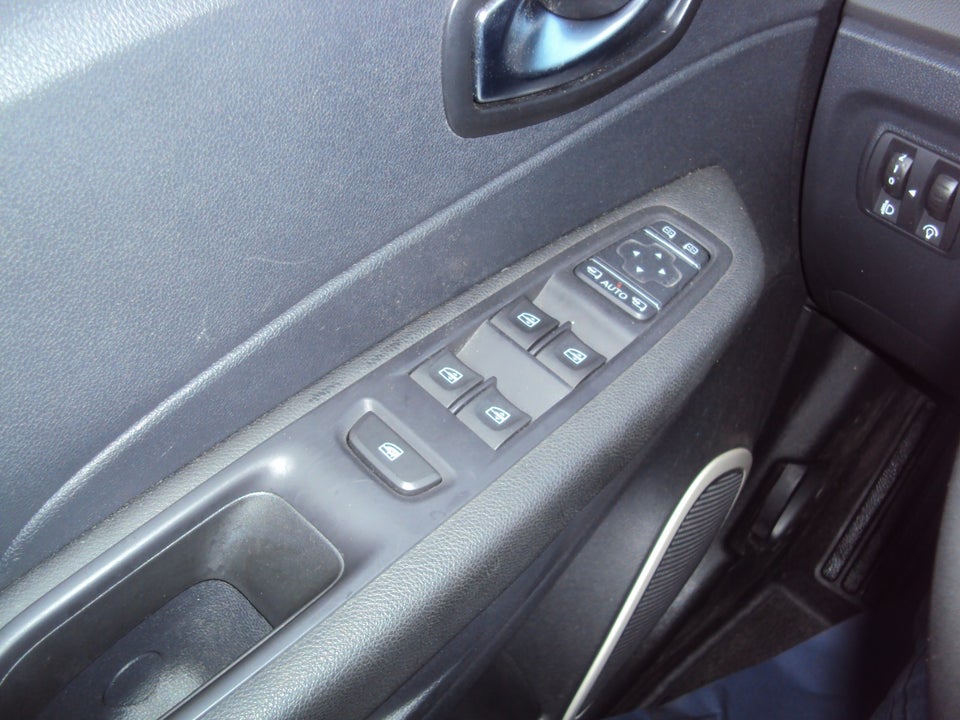 Renault Captur 0,9 TCe 90 Zen 5d