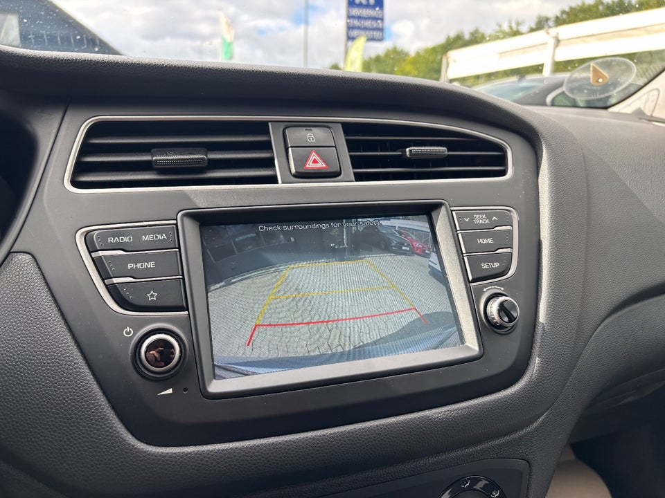 Hyundai i20 1,25 Trend 5d