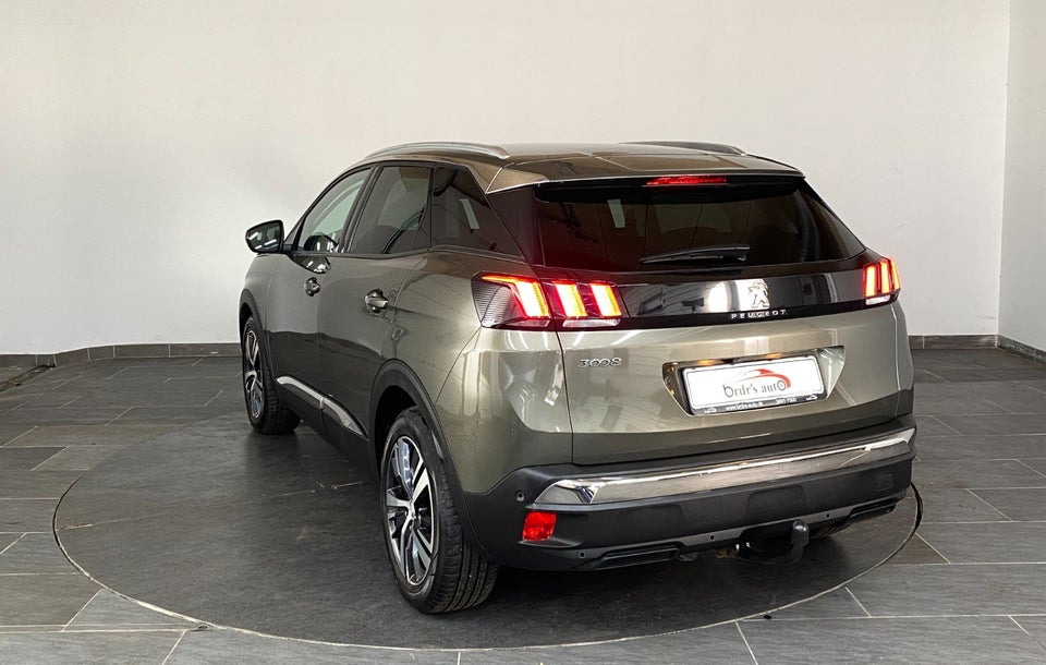 Peugeot 3008 1,6 BlueHDi 120 Allure EAT6 5d