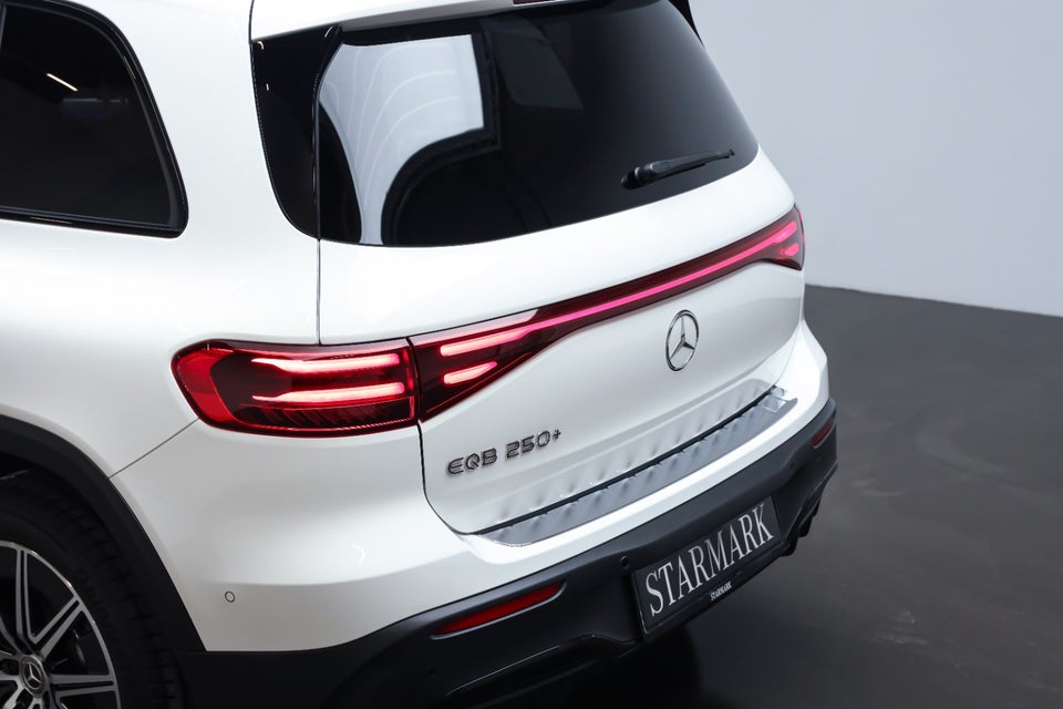 Mercedes EQB250+ AMG Premium 5d