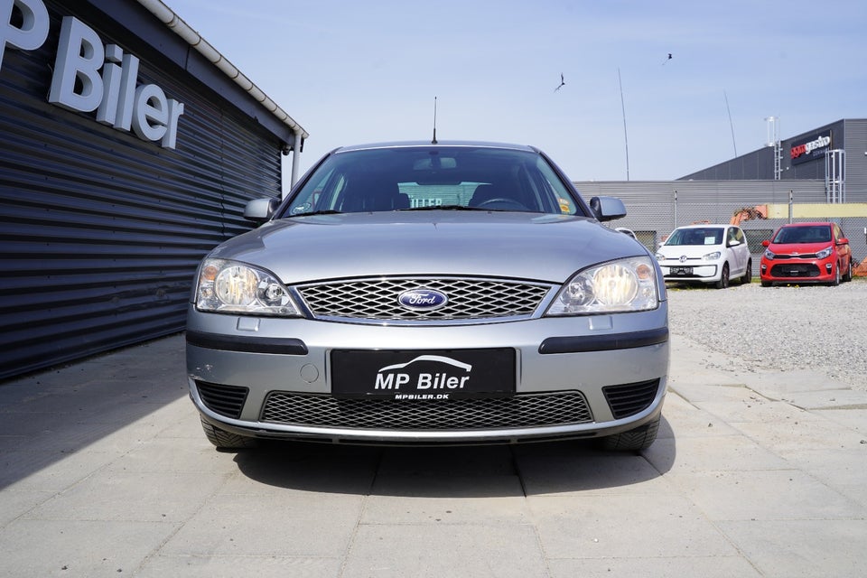 Ford Mondeo 1,8 Active 110 4d