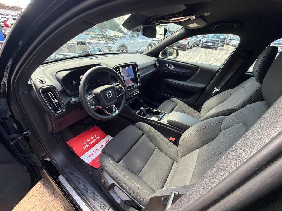 Volvo XC40 ReCharge Core 5d