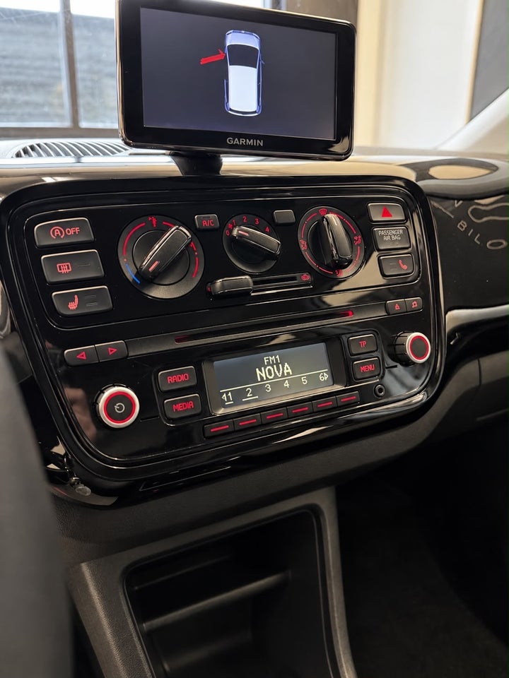 VW Up! 1,0 75 Move Up! ASG BMT 5d