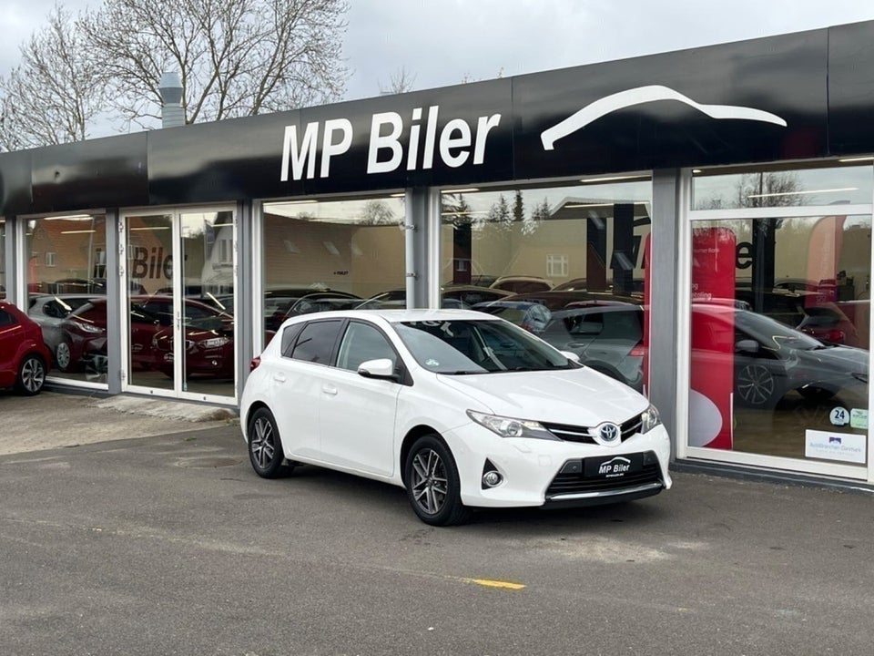 Toyota Auris 1,8 Hybrid H2 Premium CVT 5d