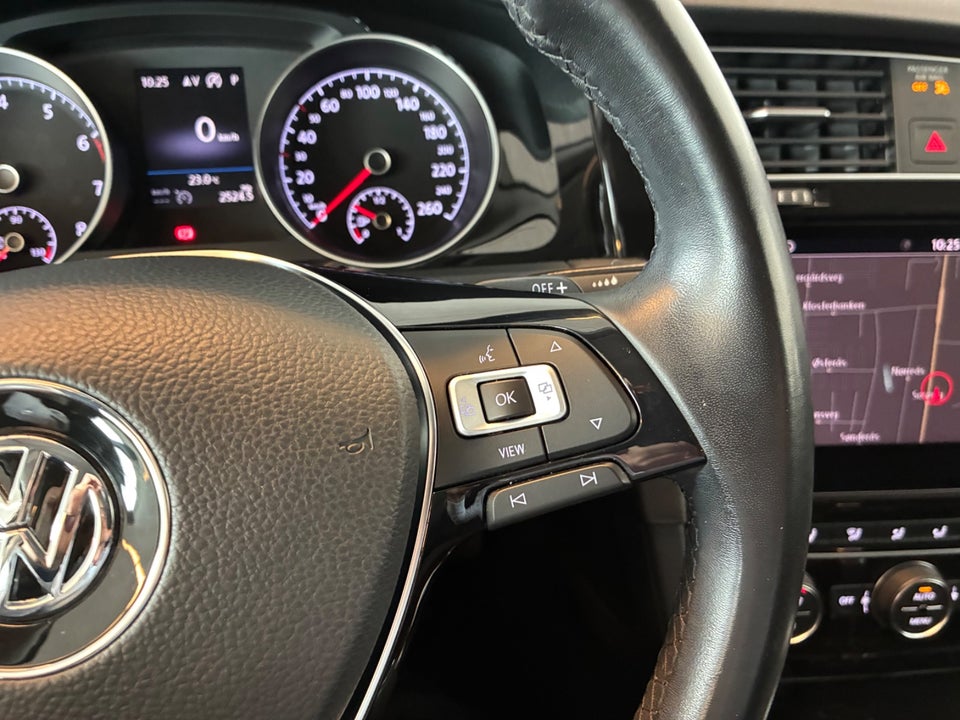 VW Golf VII 1,5 TSi 150 Highline Variant DSG 5d