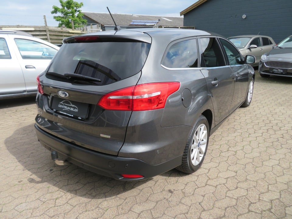Ford Focus 1,0 EcoBoost Titanium stc. 5d