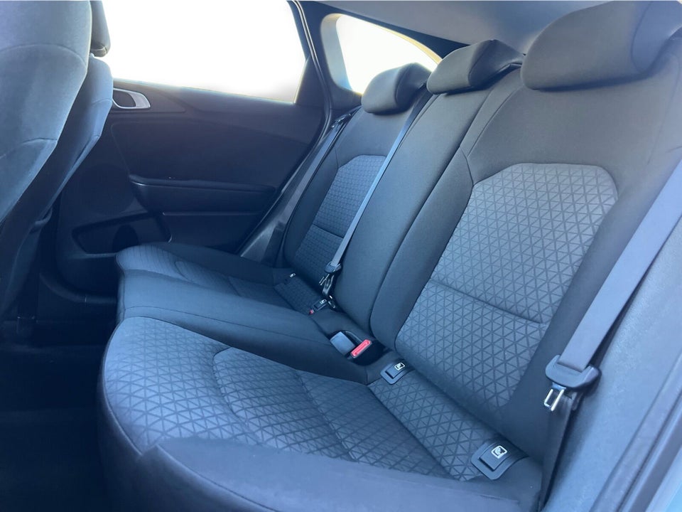 Kia Ceed 1,0 T-GDi Prestige SW 5d