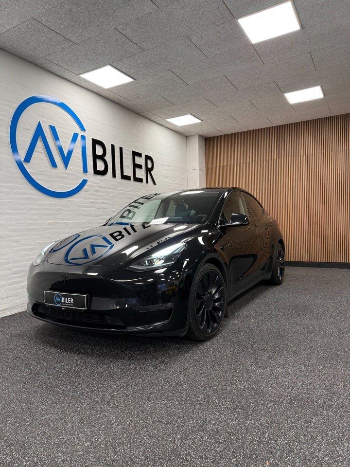 Tesla Model Y Performance AWD 5d
