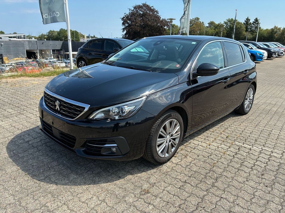 Peugeot 308 1,5 BlueHDi 130 Infinity 5d