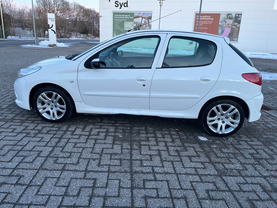 Peugeot 206+ 1,4 HDi 70 Comfort 5d