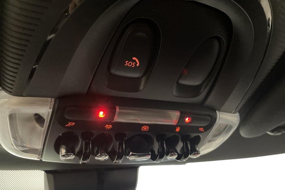 MINI Cooper SE Maximise 3d