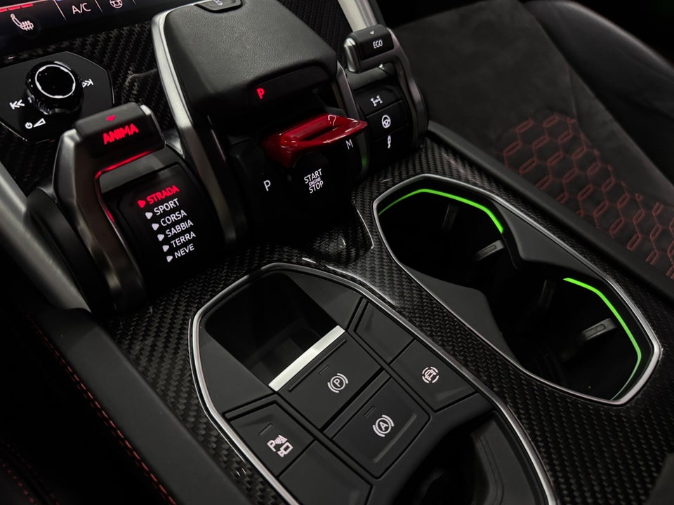 Lamborghini Urus 4,0  5d