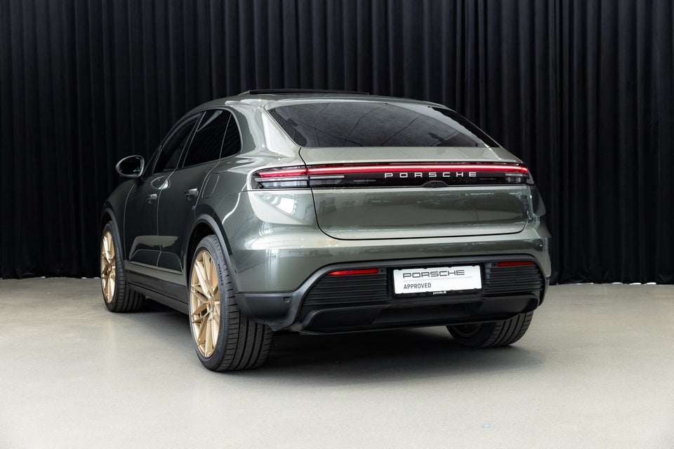 Porsche Macan 5d