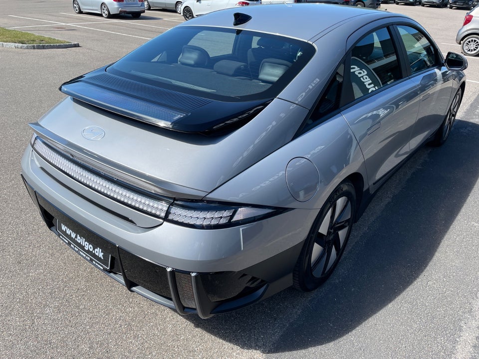 Hyundai Ioniq 6 77 Essential 4d