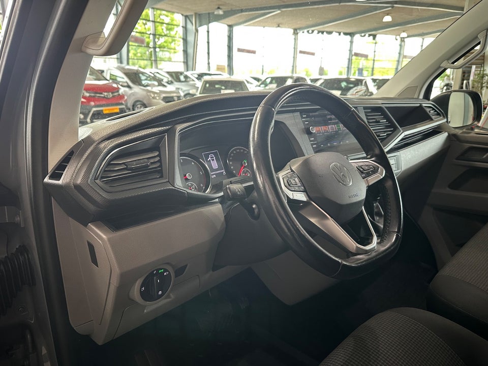 VW Transporter 2,0 TDi 150 Kassevogn DSG kort